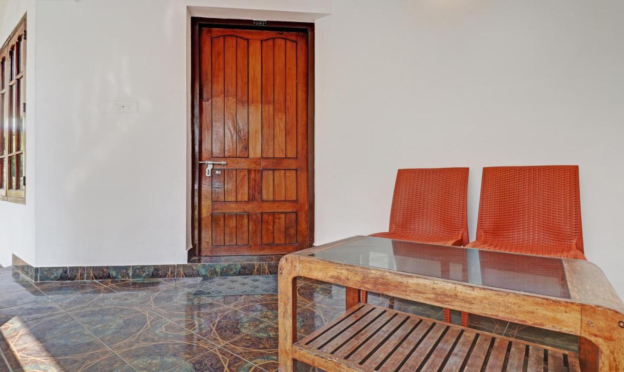 Treebo Trend Linchu Ayur Resort Kovalam Esterno foto